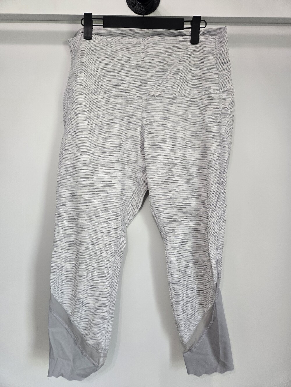 Lululemon Wunder Under Crop High-Rise Roll Down Scallop Luxtreme 23” Leggings 14